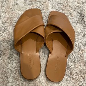 Everlane sandals size 8.5, EUC!